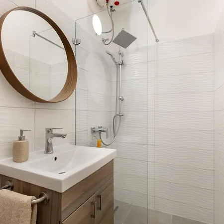 Apartment Cosy By Stn Budapest