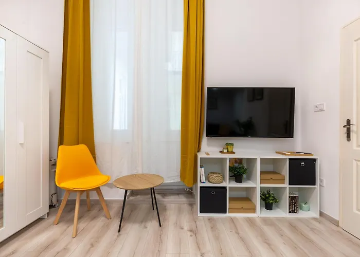 Cosy By Stn * Budapest